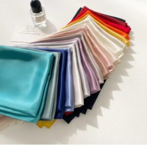 Bufanda de satén de Color liso para mujer, pañuelo cuadrado para la cabeza y el cuello, sensación de seda, diadema suave, 70x70cm
