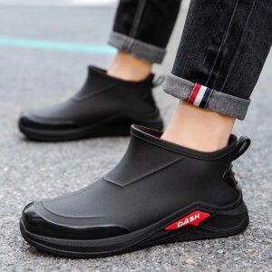 Botas de lluvia antideslizantes para hombre, zapatos cortos impermeables de goma, para el trabajo y la cocina, novedad de verano, 2024