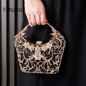 Bolso de noche de Metal ahuecado para Mujer, Bolso de mano de lujo, Bolso de hombro con cadena, a la moda, brillante, para fiesta y banquete