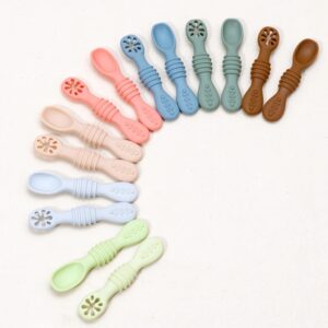 Juego de cuchara y tenedor para bebé, cucharilla adhesiva de silicona de grado alimenticio, cubertería de entrenamiento para niños, vajilla de alimentación, accesorios de cocina suaves