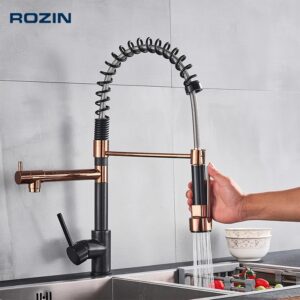 Rozin-Grifo de fregadero extraíble, monomando, caño extraíble con resorte, grupo mezclador de agua fría y caliente, color negro y oro rosa, doble boquilla, cubierta montada