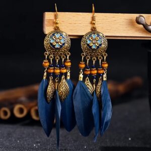Pendientes largos de borla de pluma de hoja tallada para mujer, joyería Vintage Bohemia, moda 2024