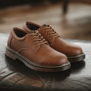 Maden-zapatos de cuero genuino británico para hombre, botines de trabajo informales para exteriores, zapatos de seguridad bajos de lujo de diseñador, primavera y otoño